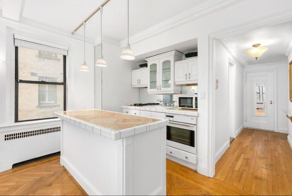 Real estate property located at 400 59th #3H, New York, New York City, NY