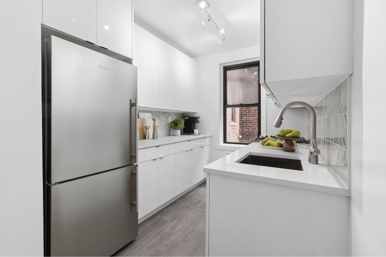 Real estate property located at 48-21 40th #1G, Queens, New York City, NY