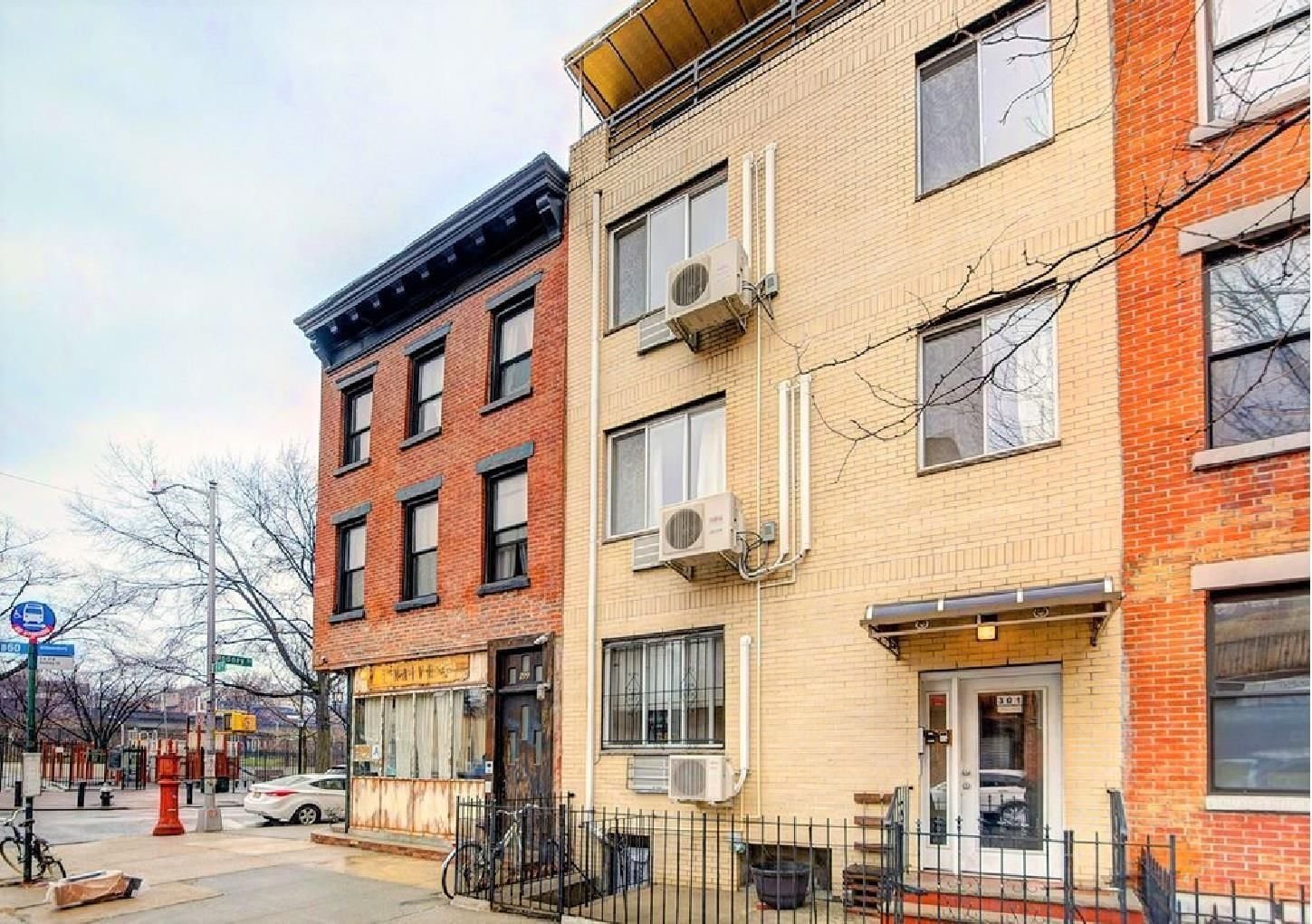 Real estate property located at 301 4TH BLD, Kings, Williamsburg S Side, New York City, NY