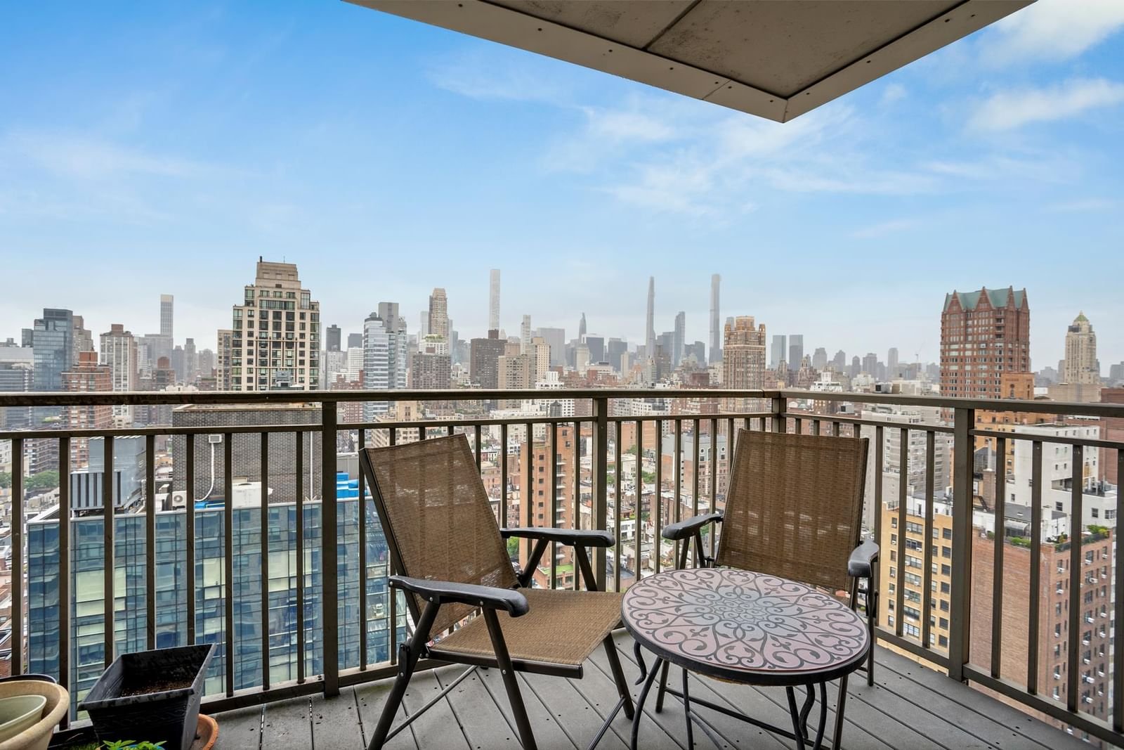 Real estate property located at 301 79TH #27SA, NewYork, Yorkville, New York City, NY