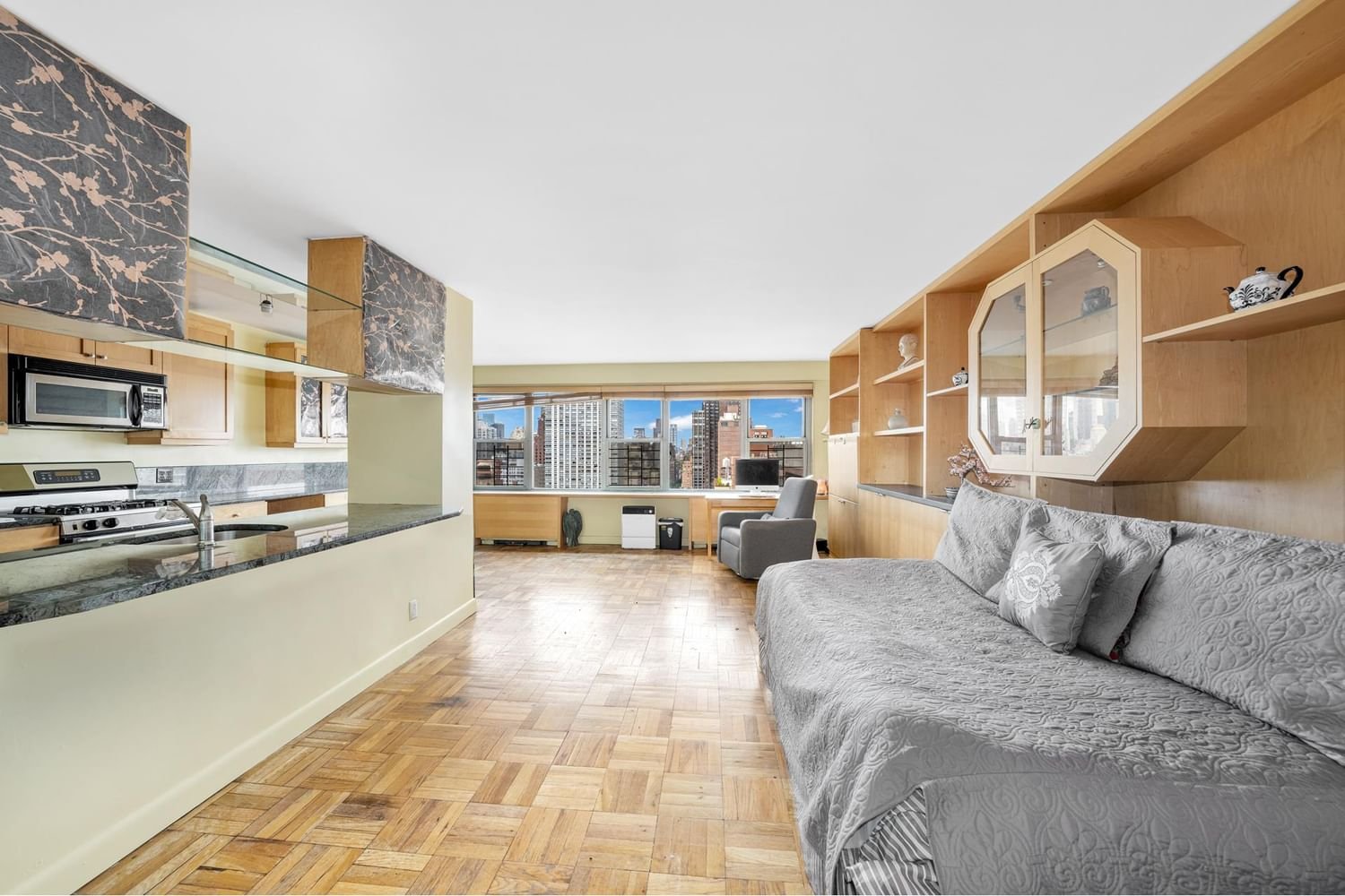 Real estate property located at 360 72ND C2605, NewYork, Lenox Hill, New York City, NY