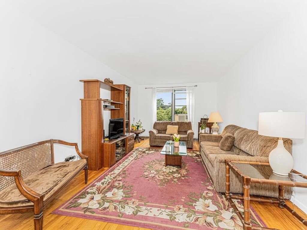 Real estate property located at 2550 INDEPENDENCE #6W, Bronx, Spuyten Duyvil, New York City, NY