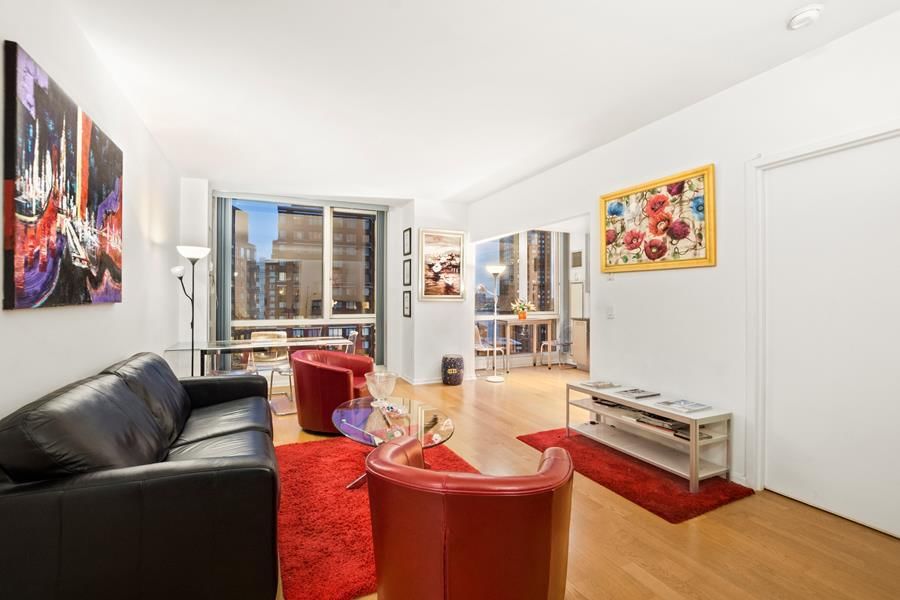 Real estate property located at 200 CHAMBERS #19B, NewYork, New York City, NY