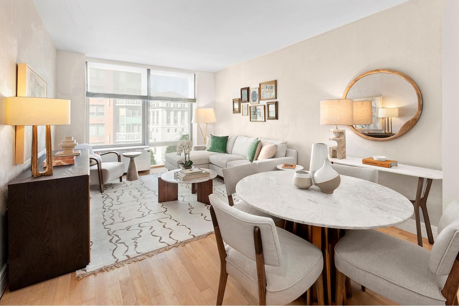 Real estate property located at 212 72ND #4E, NewYork, Lincoln Sq, New York City, NY
