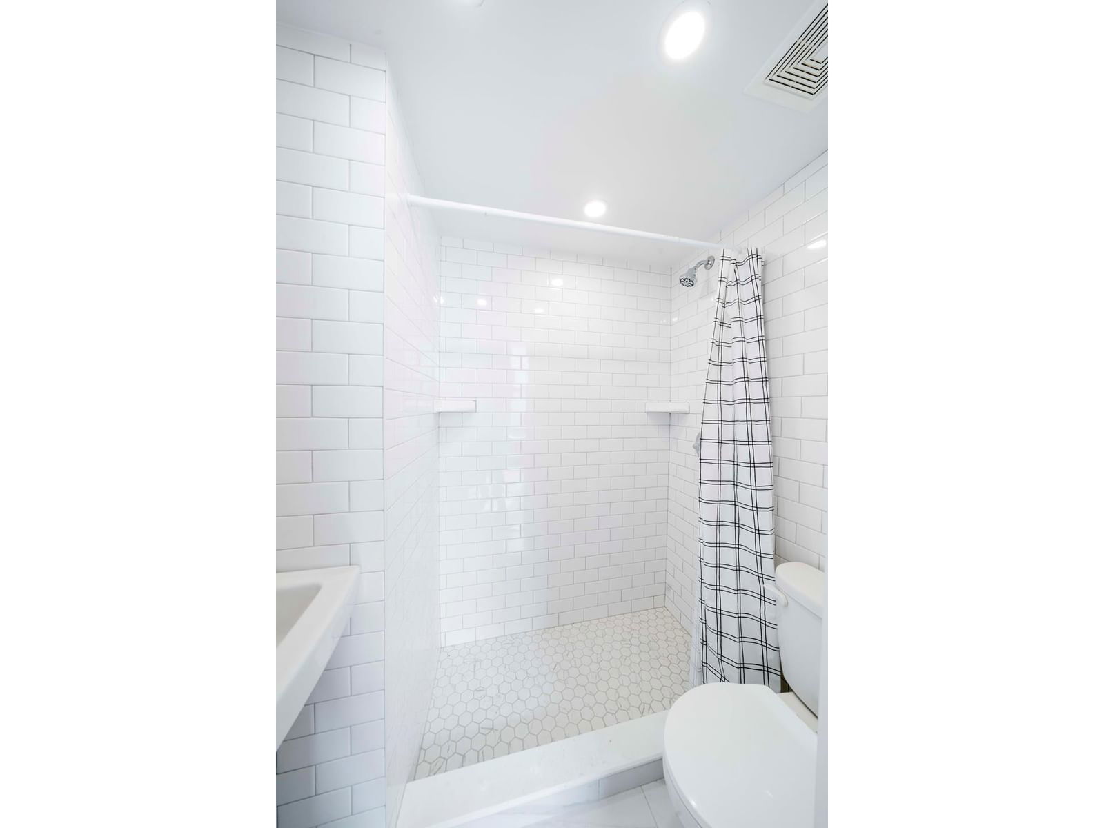 Real estate property located at 335 UNION #2L, Kings, New York City, NY