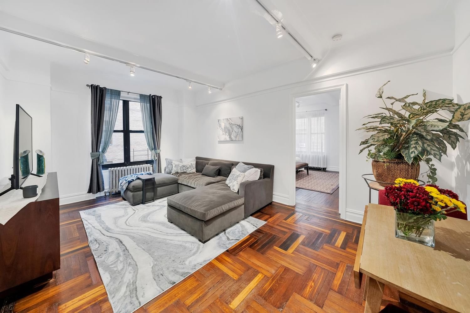 Real estate property located at 12 72ND #4GH, NewYork, Lincoln Sq, New York City, NY