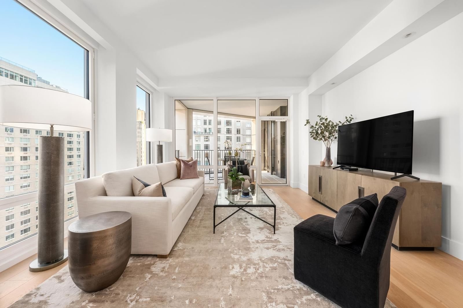 Real estate property located at 15 61ST #22B, NewYork, Lincoln Sq, New York City, NY