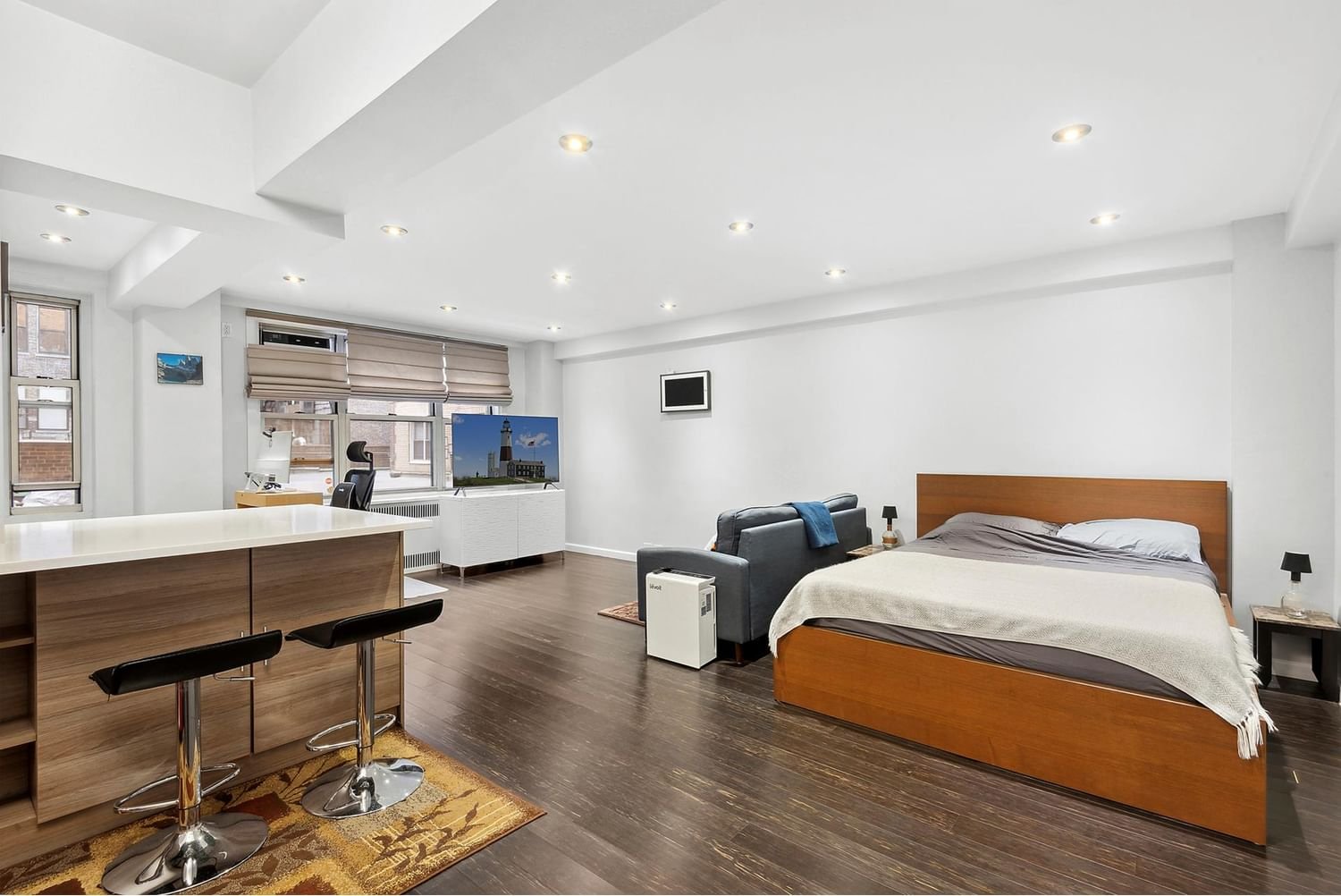 Real estate property located at 220 MADISON #2D, NewYork, Midtown, New York City, NY