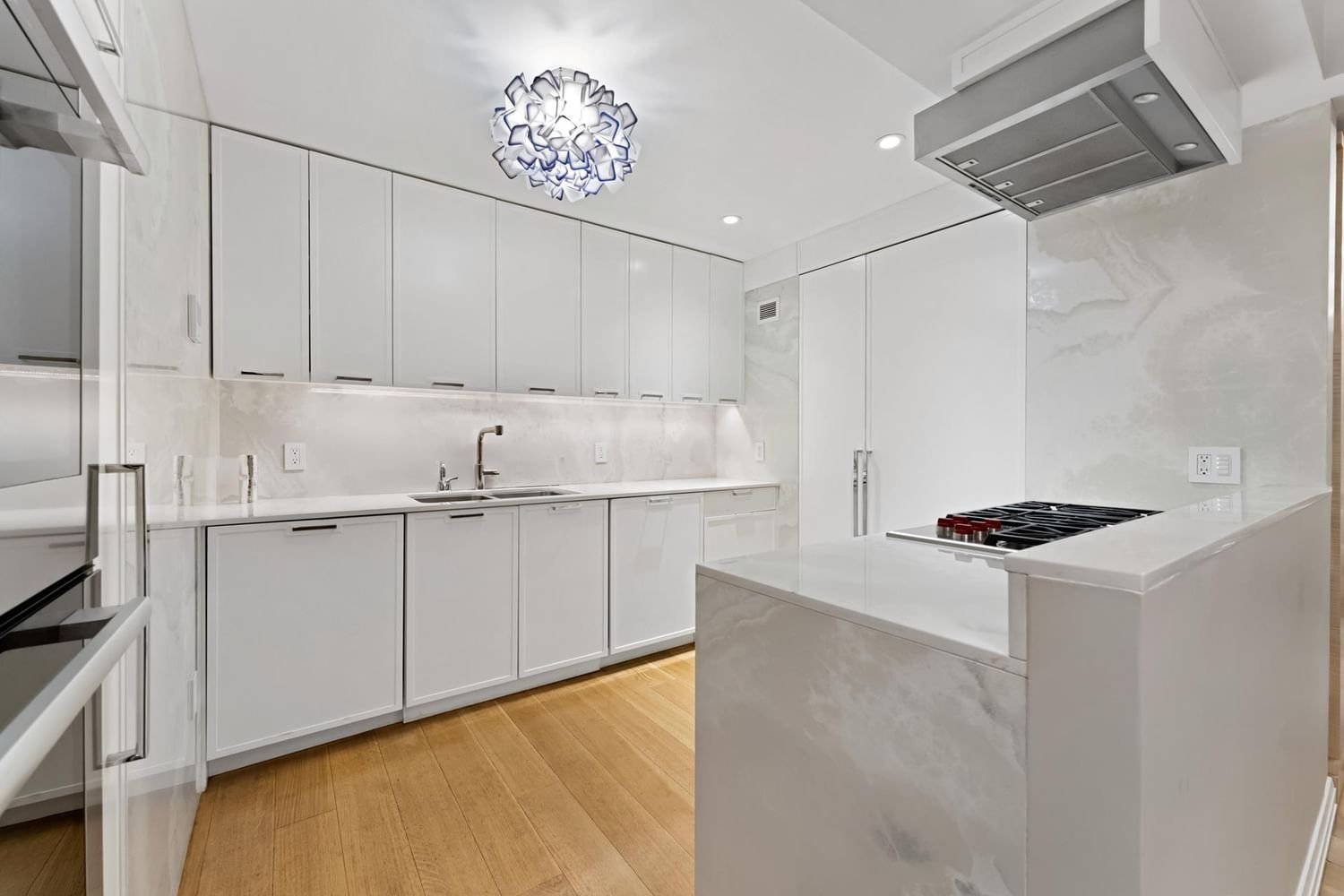 Real estate property located at 12 88TH #2D, NewYork, Carnegie Hill, New York City, NY