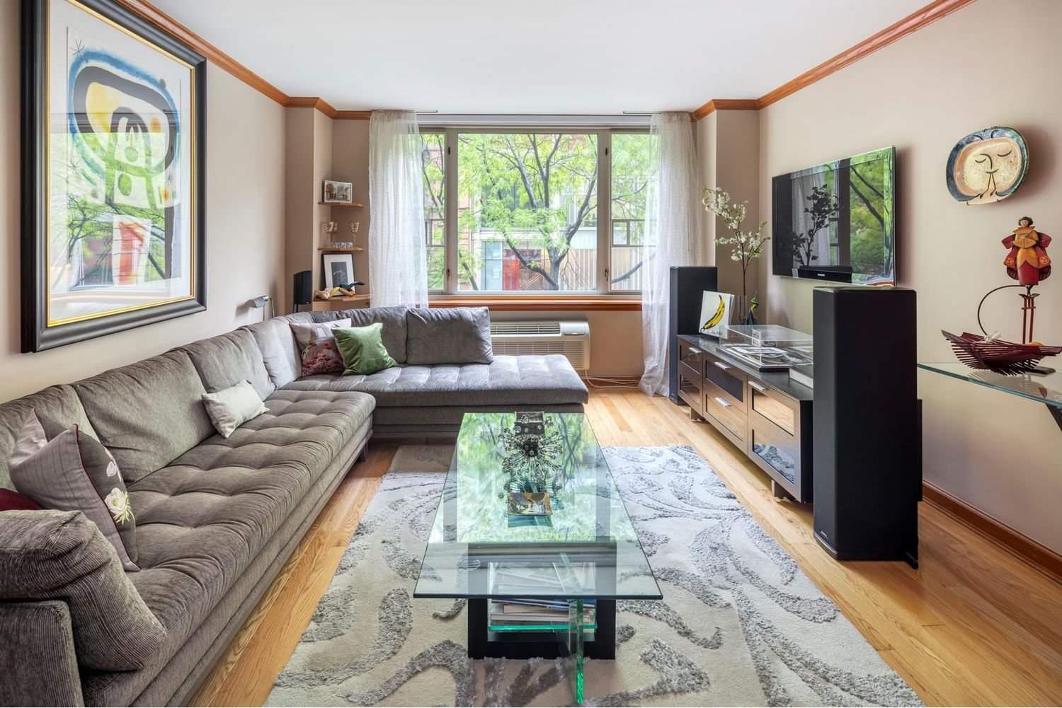Real estate property located at 130 67TH #2L, NewYork, Lincoln Sq, New York City, NY