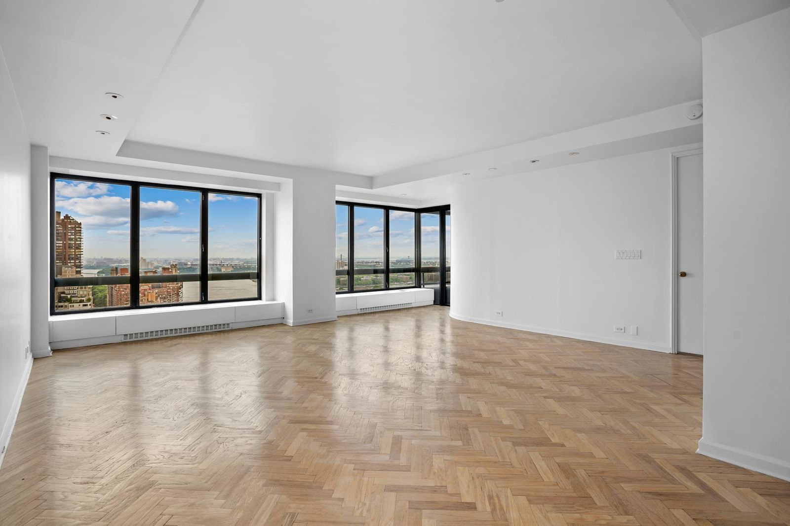 Real estate property located at 530 76TH #31CD, NewYork, Lenox Hill, New York City, NY