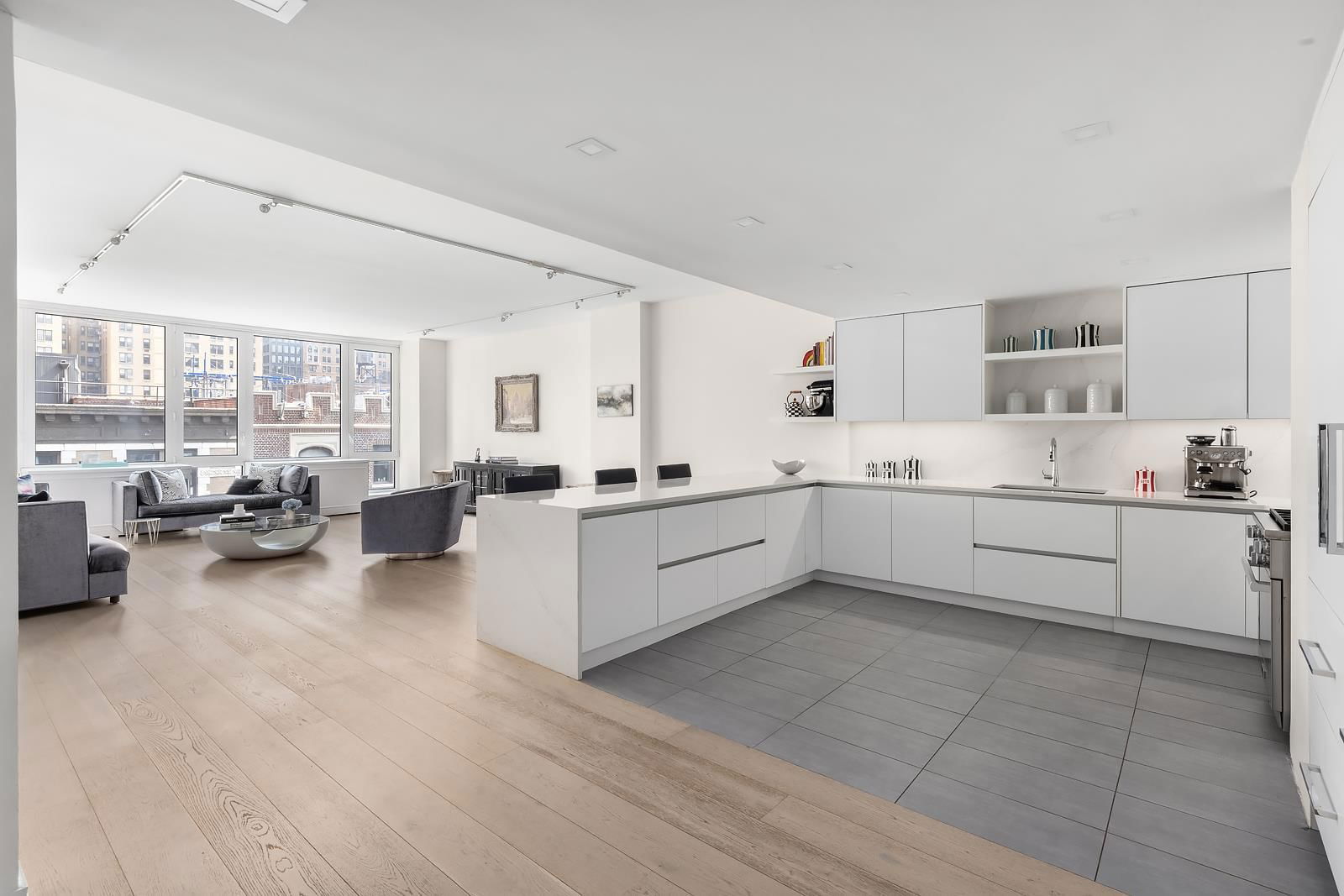 Real estate property located at 300 77TH #6D, NewYork, Lenox Hill, New York City, NY