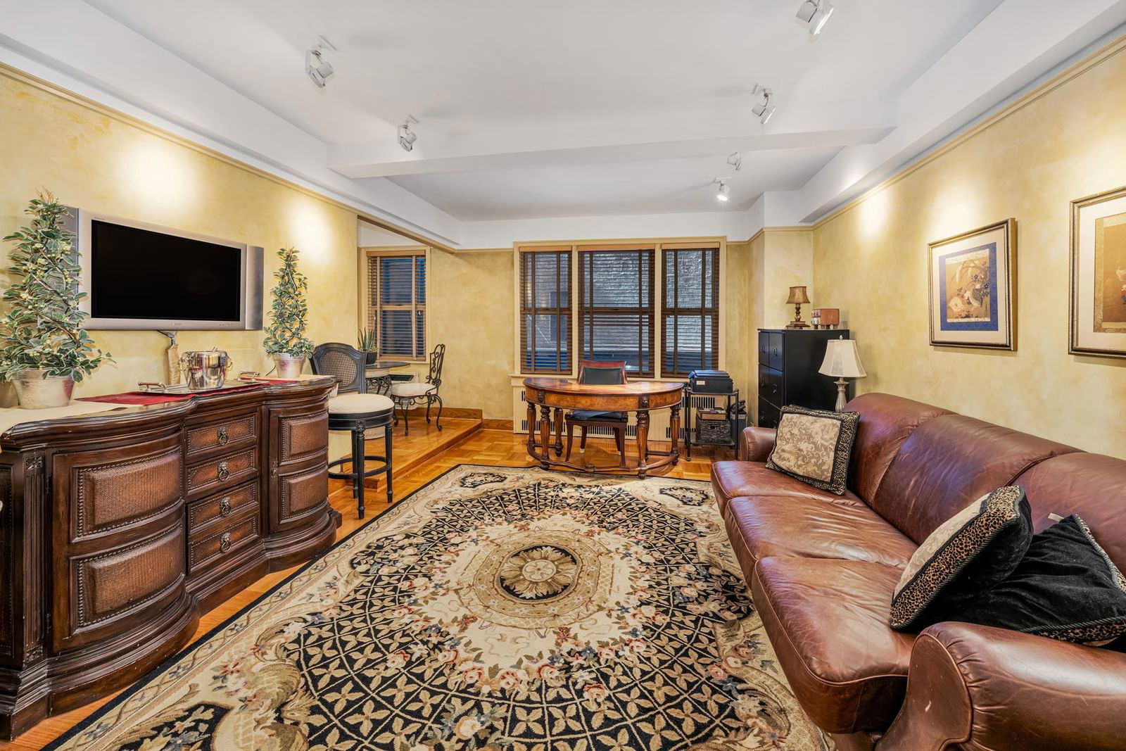 Real estate property located at 123 37TH #1B, NewYork, Murray Hill, New York City, NY