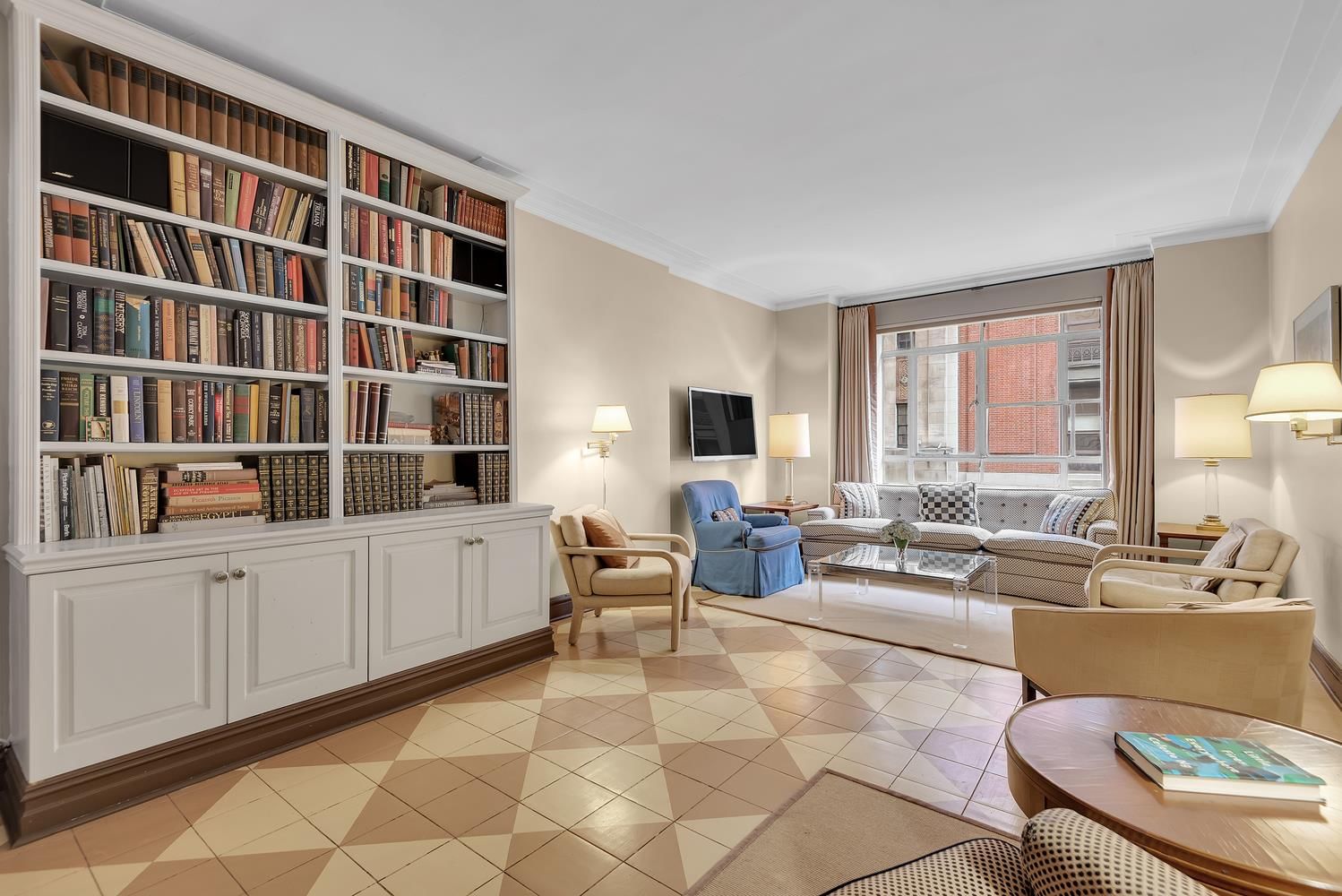 Real estate property located at 25 CENTRAL #4R, NewYork, Lincoln Square, New York City, NY