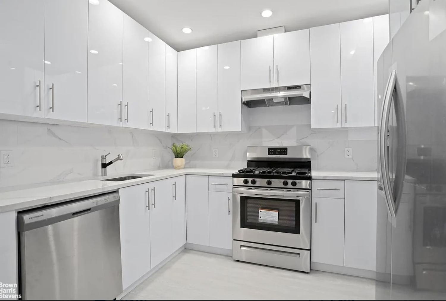 Real estate property located at 600 20th #2A, Kings, New York City, NY