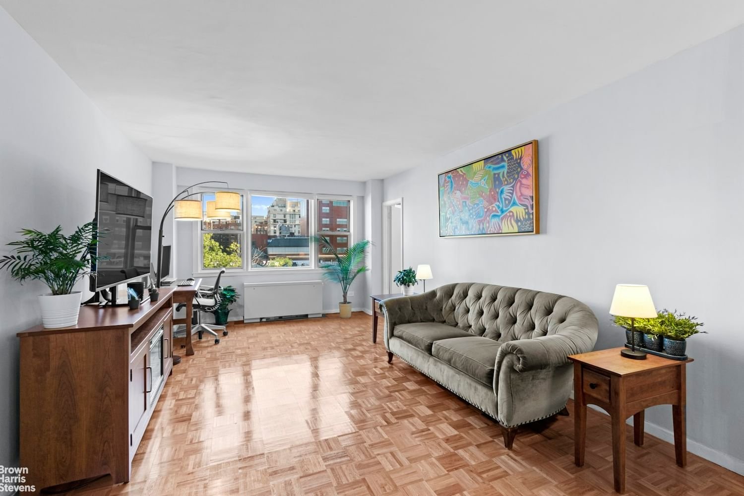 Real estate property located at 525 82ND #11F, NewYork, Yorkville, New York City, NY