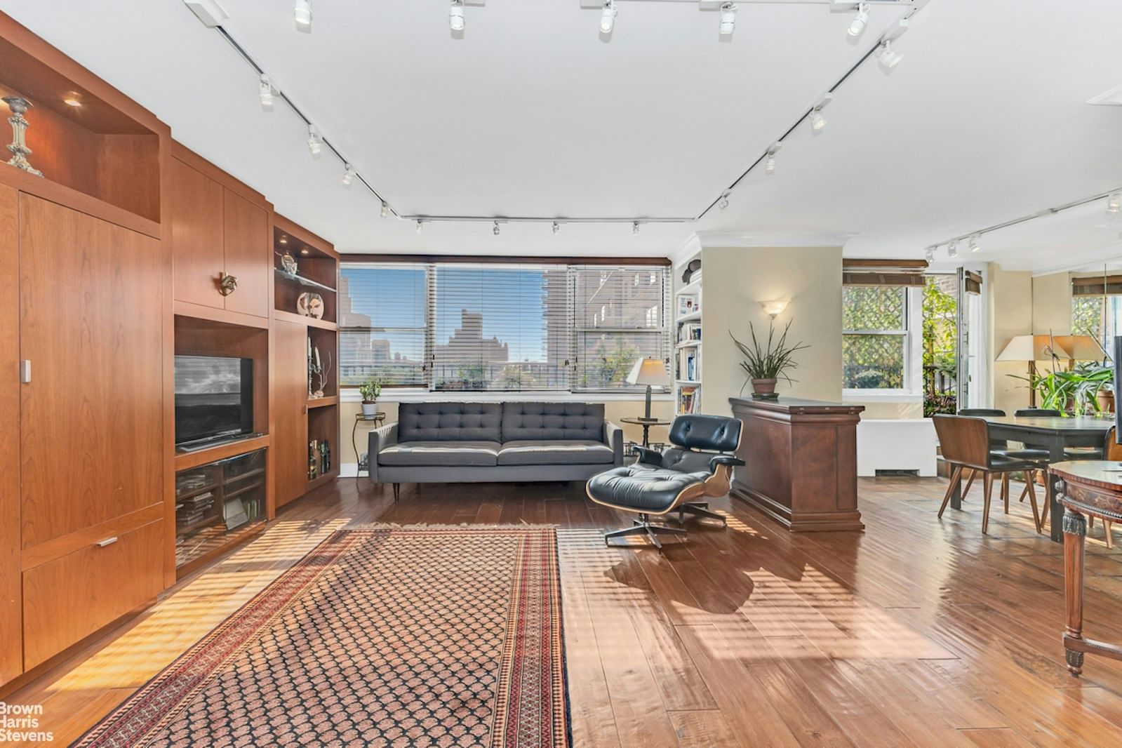 Real estate property located at 501 79TH #17E, NewYork, Yorkville, New York City, NY