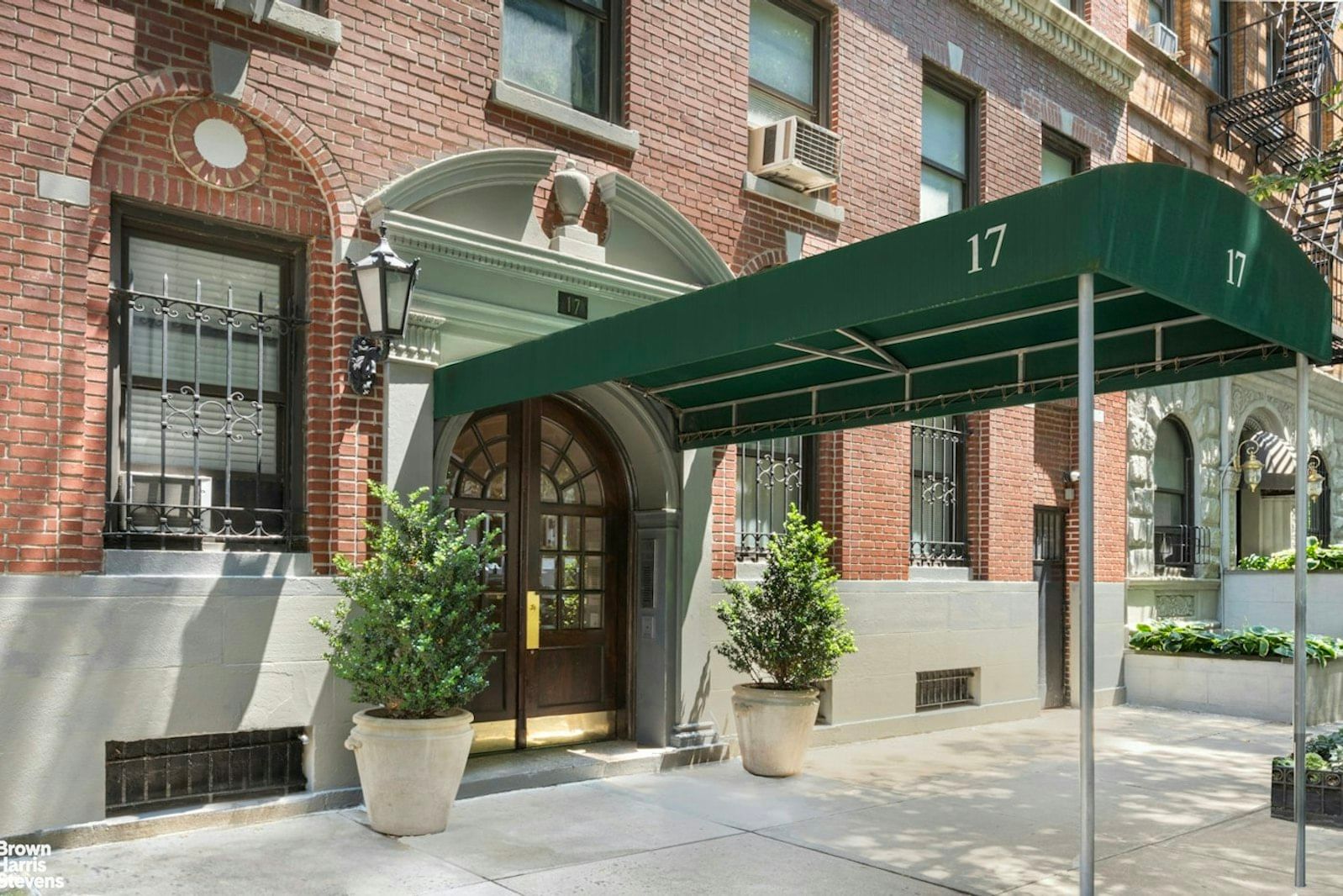 Real estate property located at 17 64TH #2D, NewYork, Lincoln Square, New York City, NY