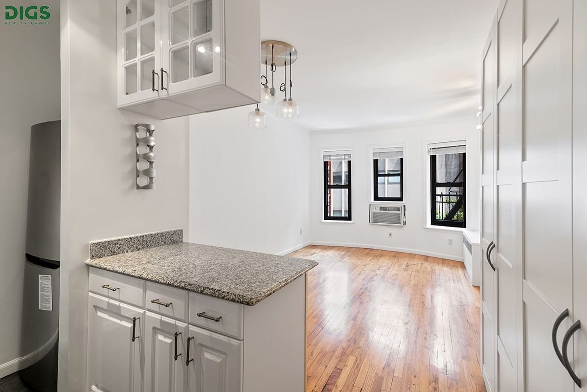Real estate property located at 160 91ST #4N, NewYork, Carnegie Hill, New York City, NY