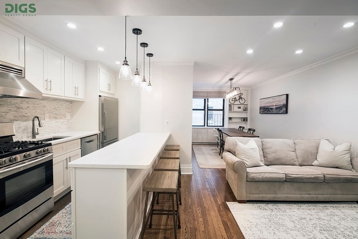 Real estate property located at 330 80TH #3R, NewYork, Yorkville, New York City, NY