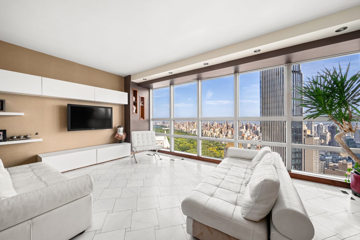 Real estate property located at 146 57TH #60C, NewYork, Midtown, New York City, NY