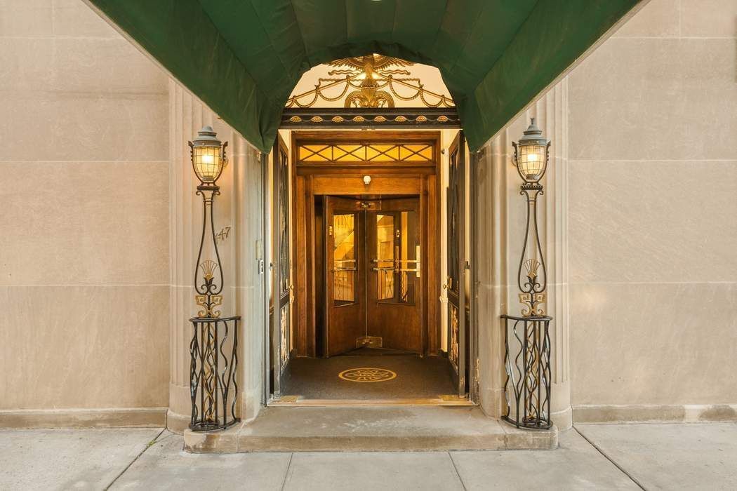 Real estate property located at 435 52nd #2/3F, New York, Midtown East, New York City, NY, US