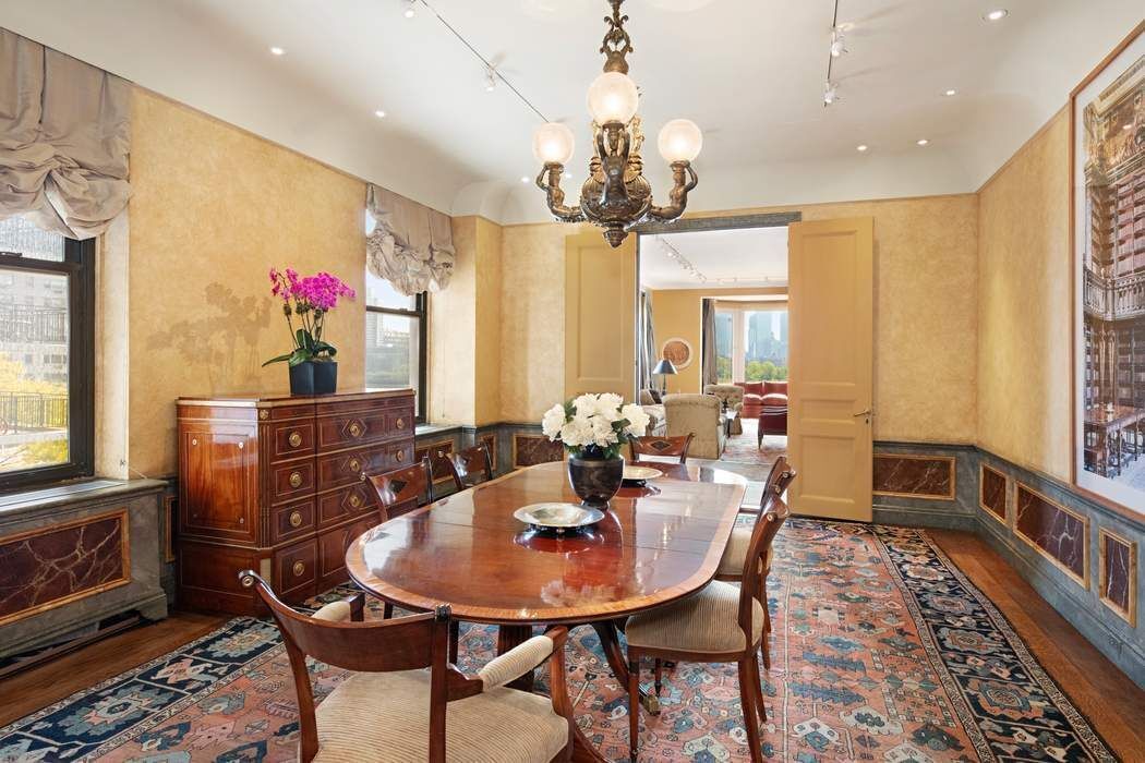Real estate property located at 435 52nd #2/3F, New York, Midtown East, New York City, NY, US