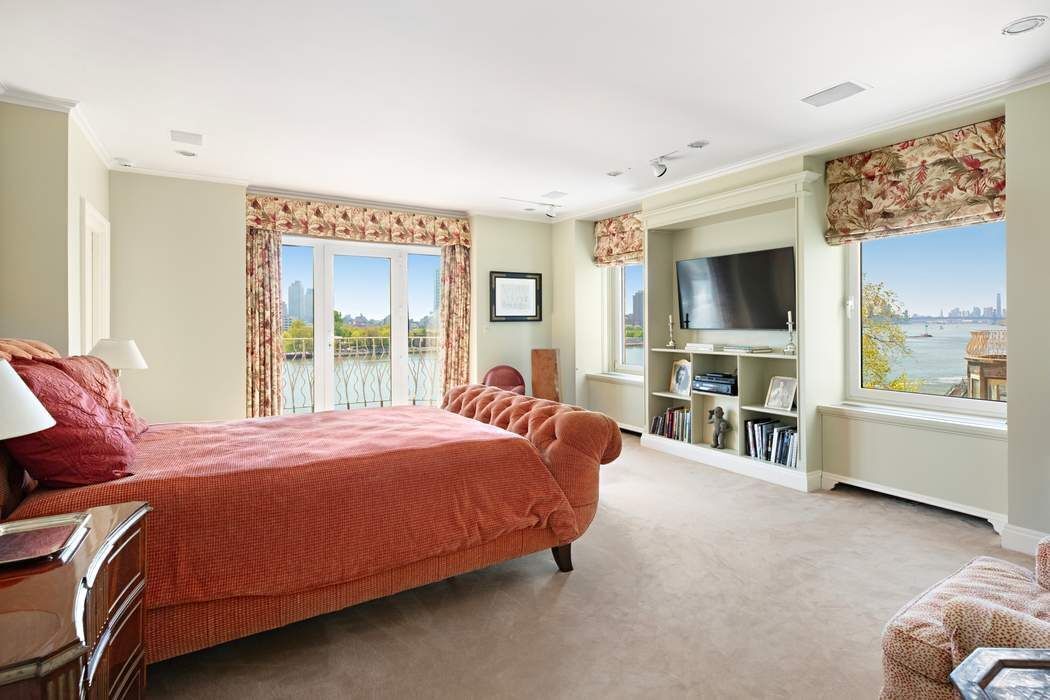Real estate property located at 435 52nd #2/3F, New York, Midtown East, New York City, NY, US