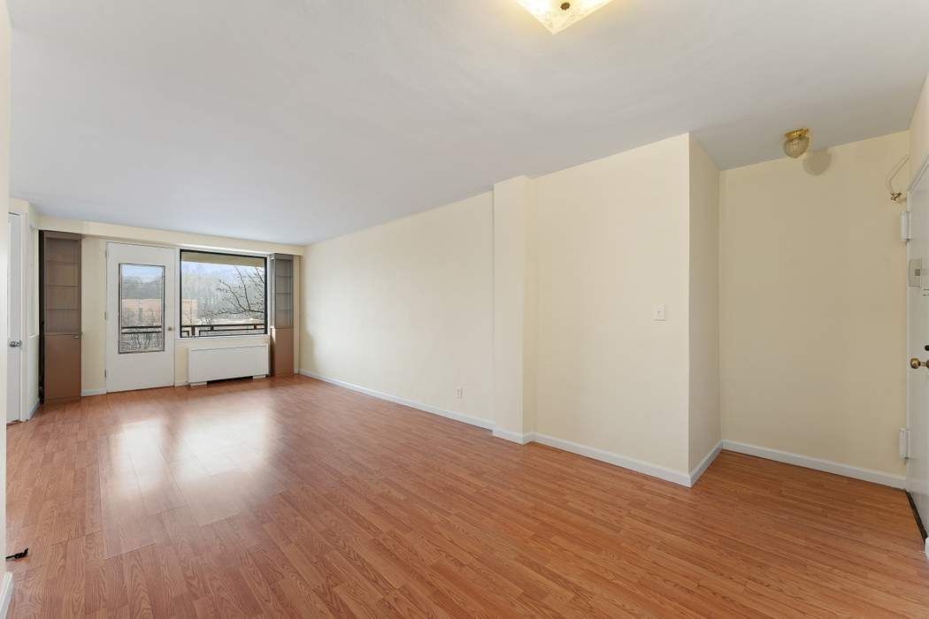 Real estate property located at 4901 Henry Hudson #7D, Bronx, Riverdale, New York City, NY, US
