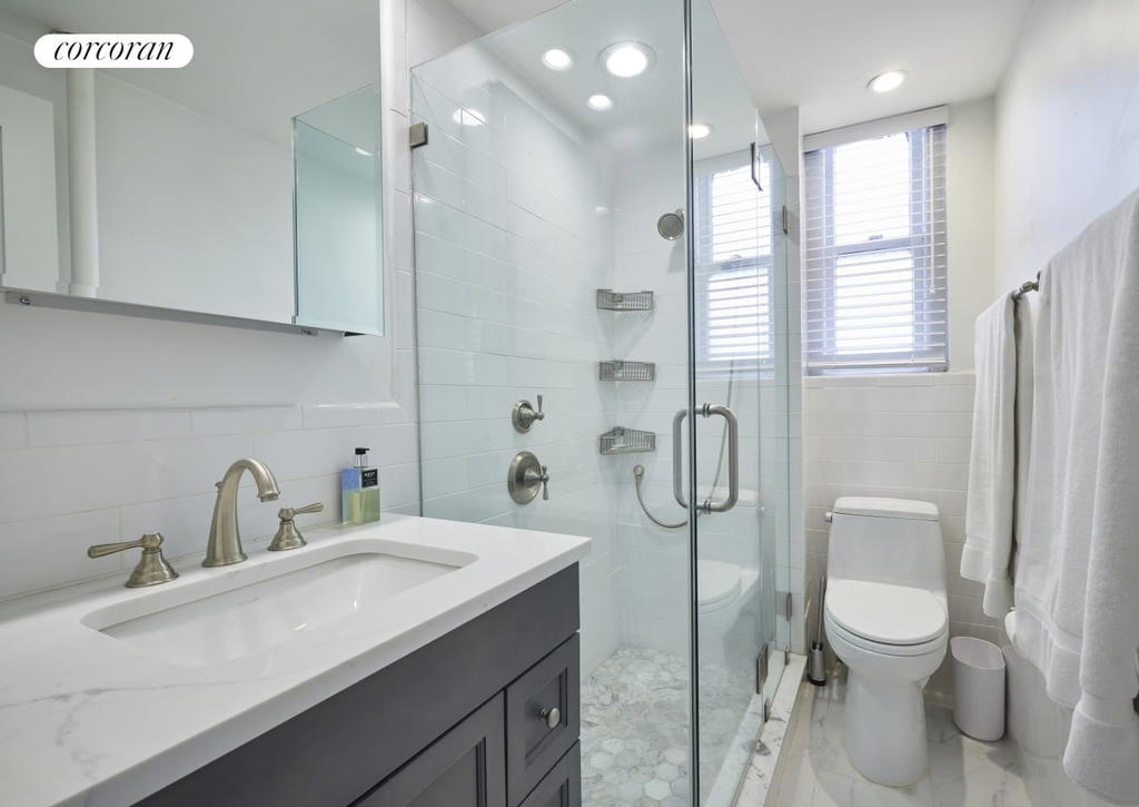 Real estate property located at 135 74TH #10C, New York, Lenox Hill, New York City, NY, US