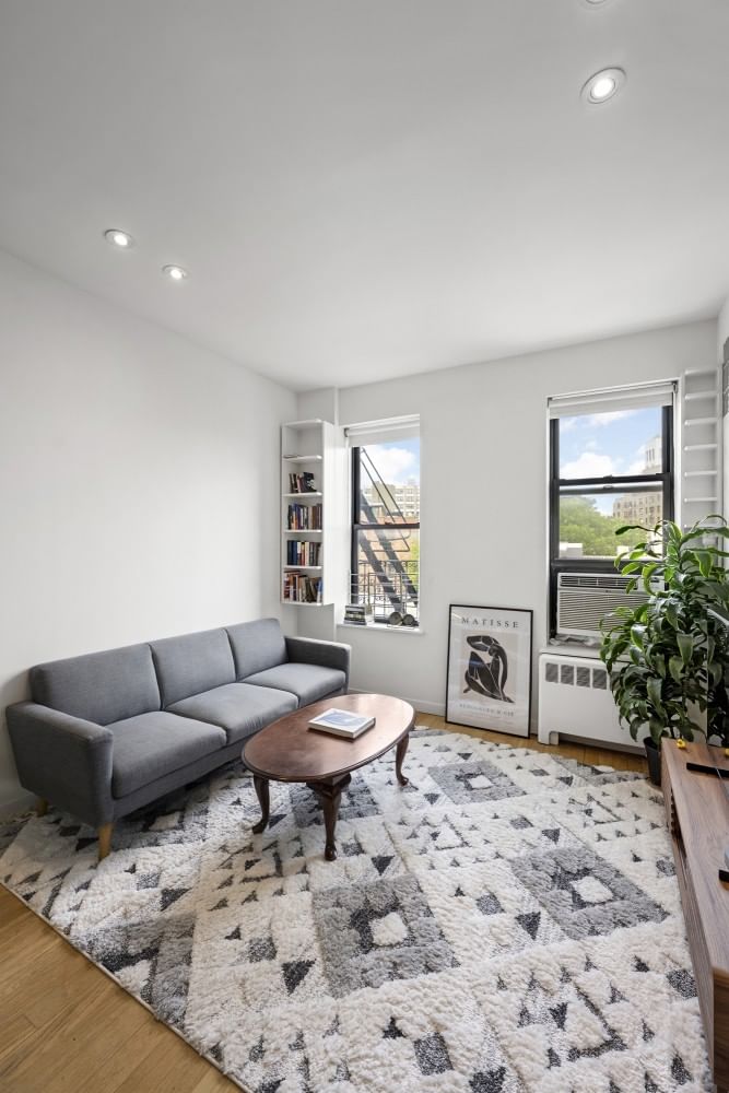 Real estate property located at 64 MACDOUGAL #15, New York, Soho, New York City, NY, US