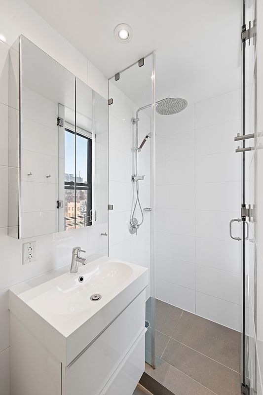 Real estate property located at 64 MACDOUGAL #15, New York, Soho, New York City, NY, US
