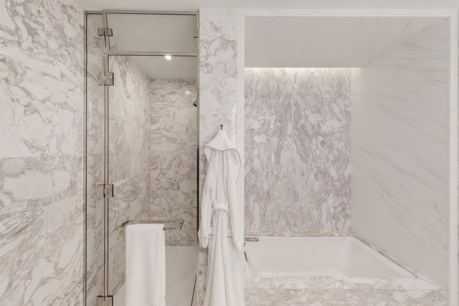 Real estate property located at 138 50TH #17D, New York, Turtle Bay, New York City, NY, US