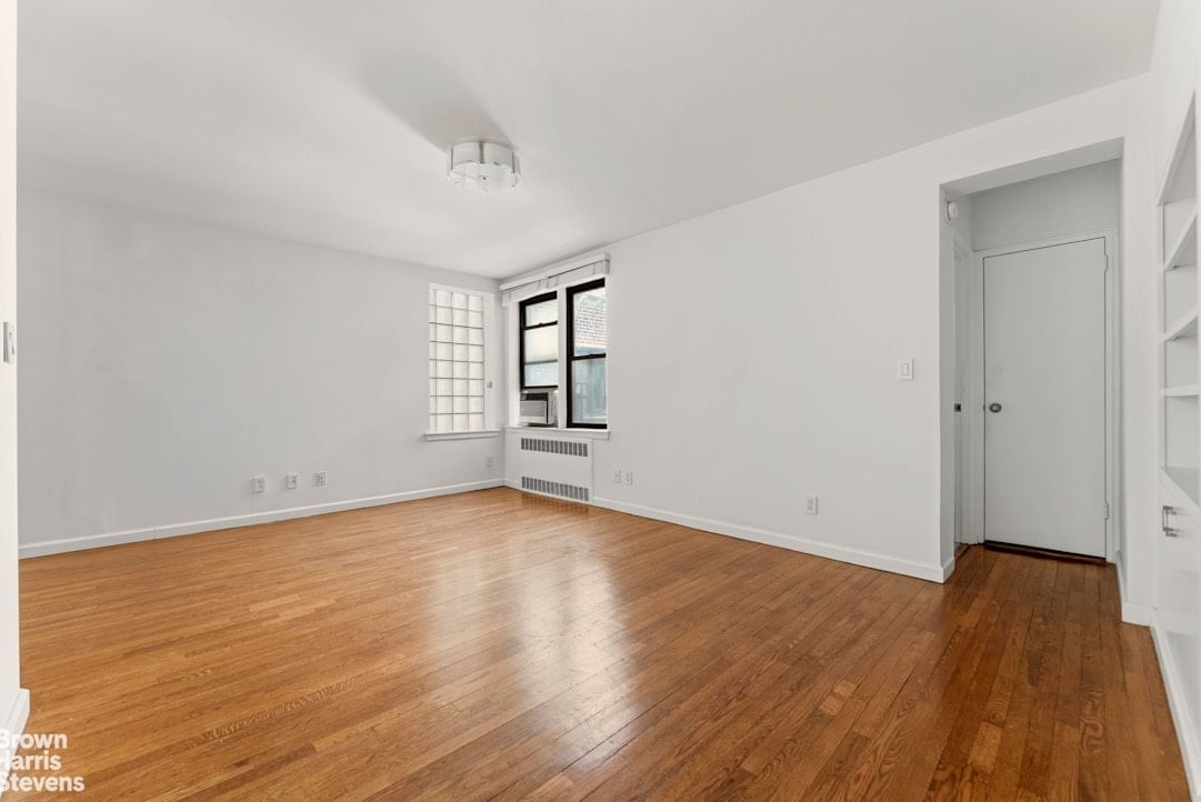 Real estate property located at 54 8TH #4L, New York, Greenwich Village, New York City, NY, US