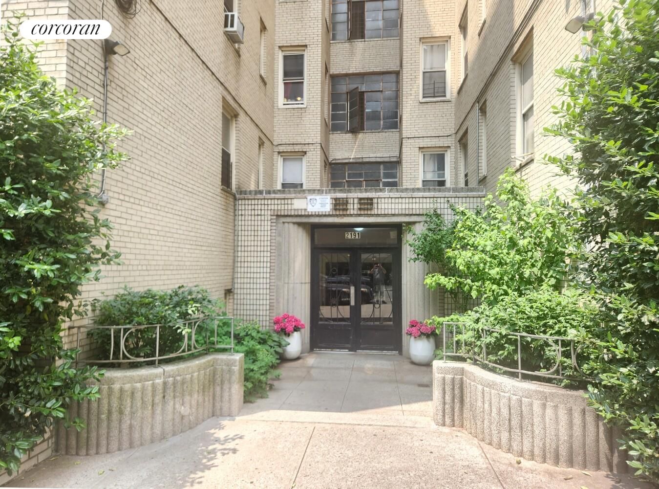 Real estate property located at 2191 BOLTON #1F, Bronx, Bronxdale, New York City, NY, US