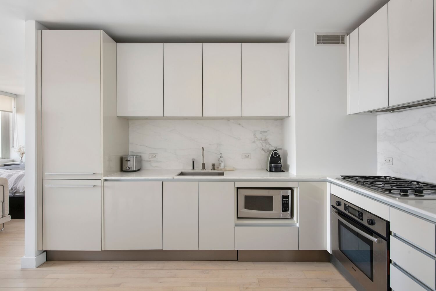 Real estate property located at 322 57TH #39U, New York, Hell's Kitchen, New York City, NY, US