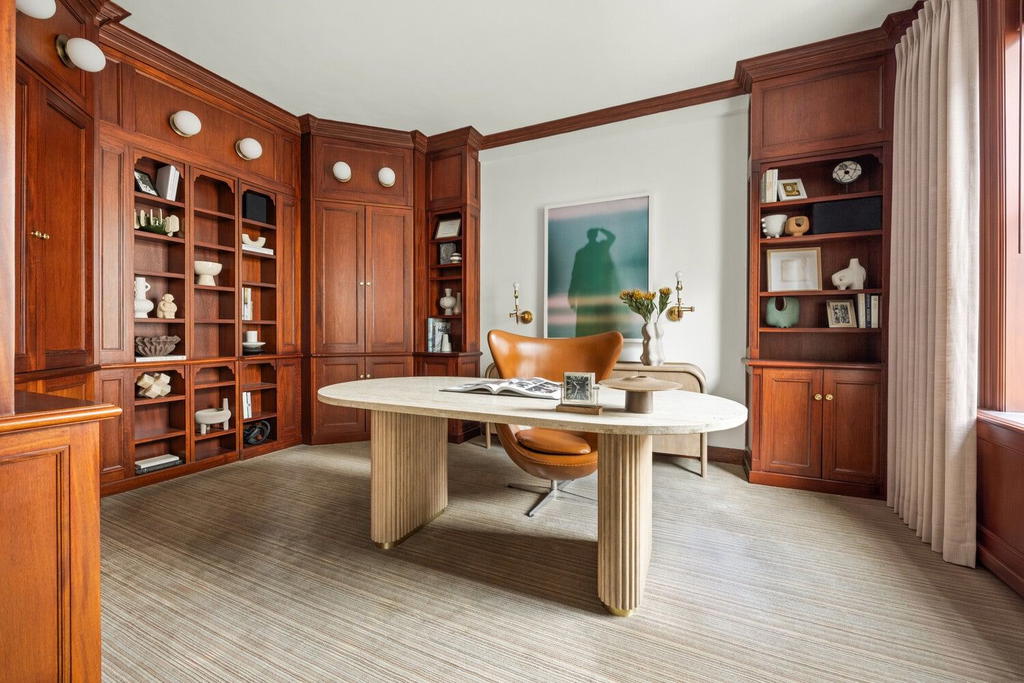 Real estate property located at 565 PARK #4W, New York, Lenox Hill, New York City, NY, US