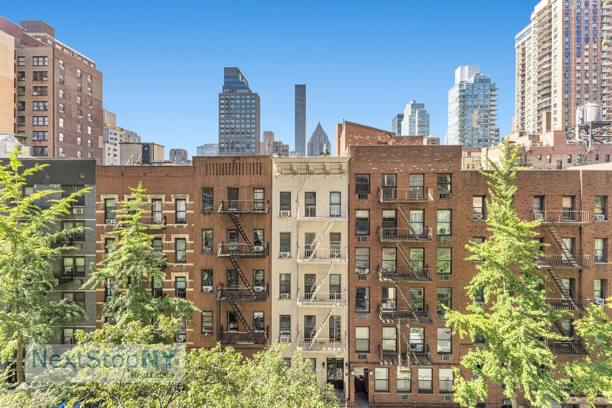 Real estate property located at 333 55TH #7G, New York, Sutton Place, New York City, NY, US