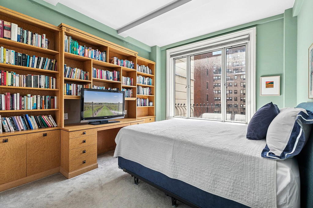 Real estate property located at 122 82ND #8AD, New York, Upper East Side, New York City, NY, US