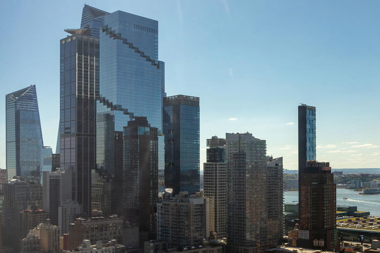 Real estate property located at 350 42ND #34B, New York, Hell's Kitchen, New York City, NY, US