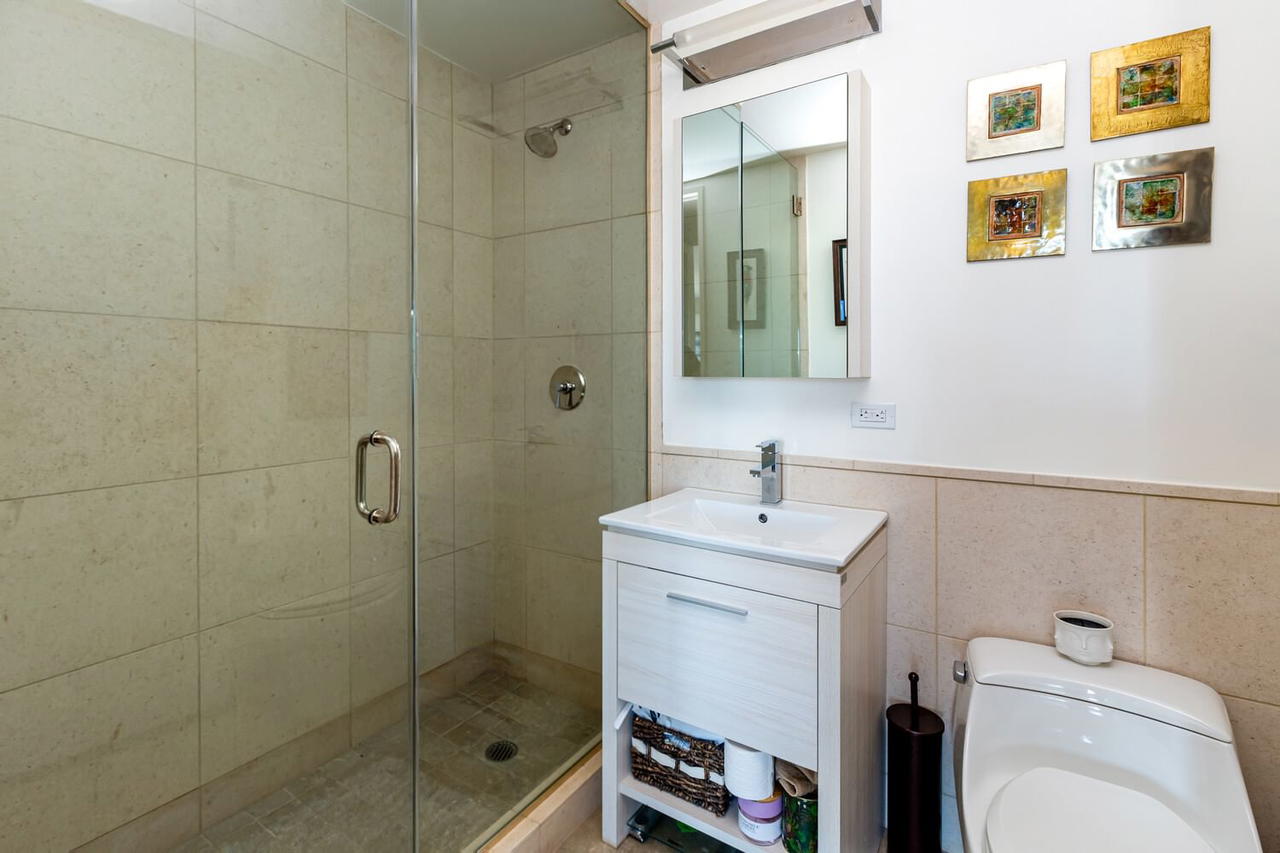 Real estate property located at 350 42ND #34B, New York, Hell's Kitchen, New York City, NY, US