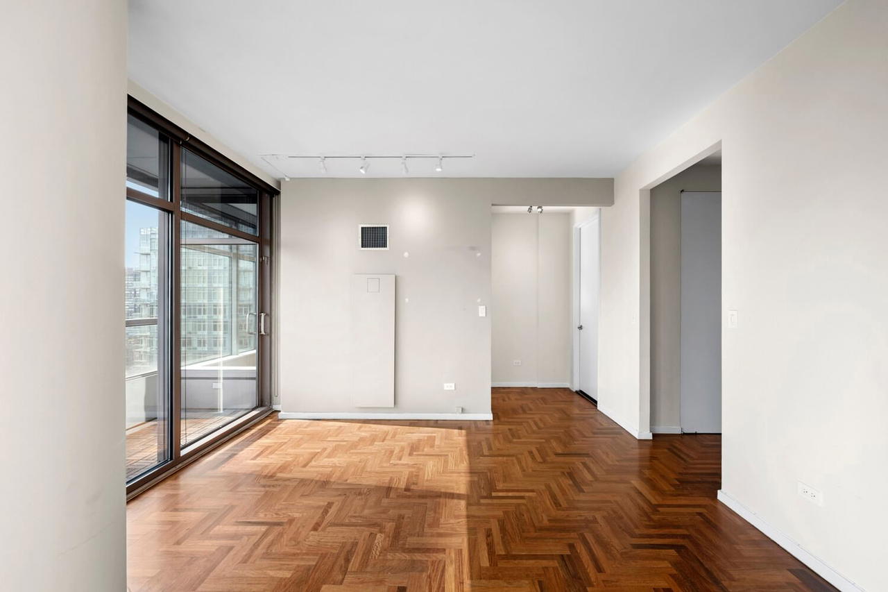 Real estate property located at 250 54TH #28C, New York, Sutton Place, New York City, NY, US