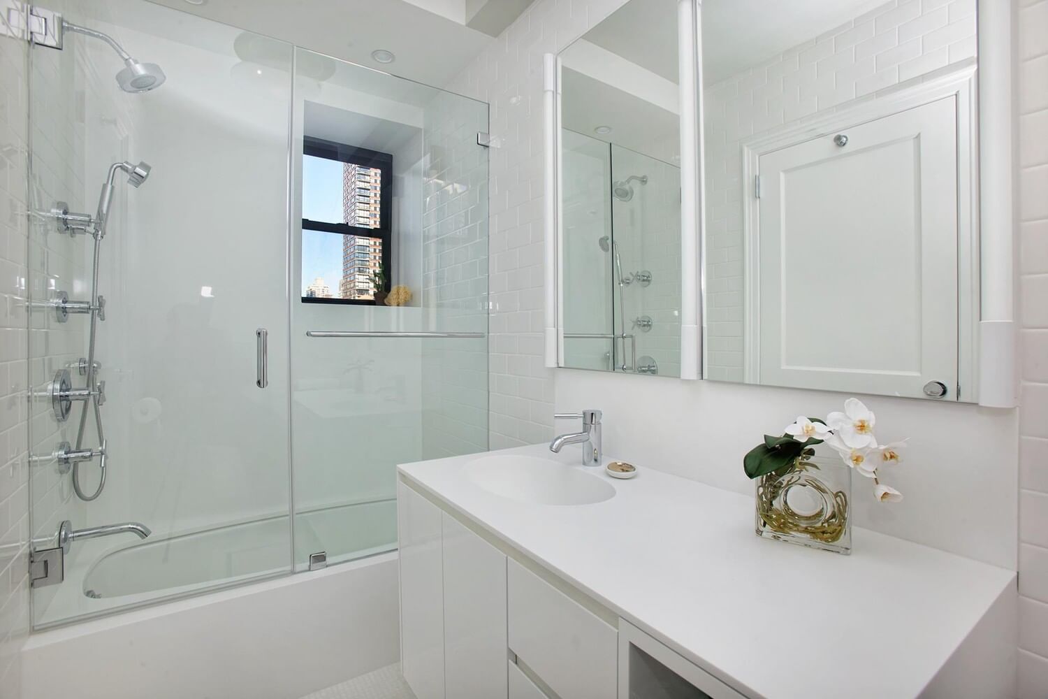 Real estate property located at 325 72ND C12, New York, Lenox Hill, New York City, NY, US