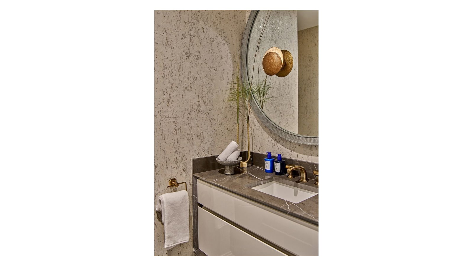 Real estate property located at 303 PARK #2807, New York, Midtown East, New York City, NY, US