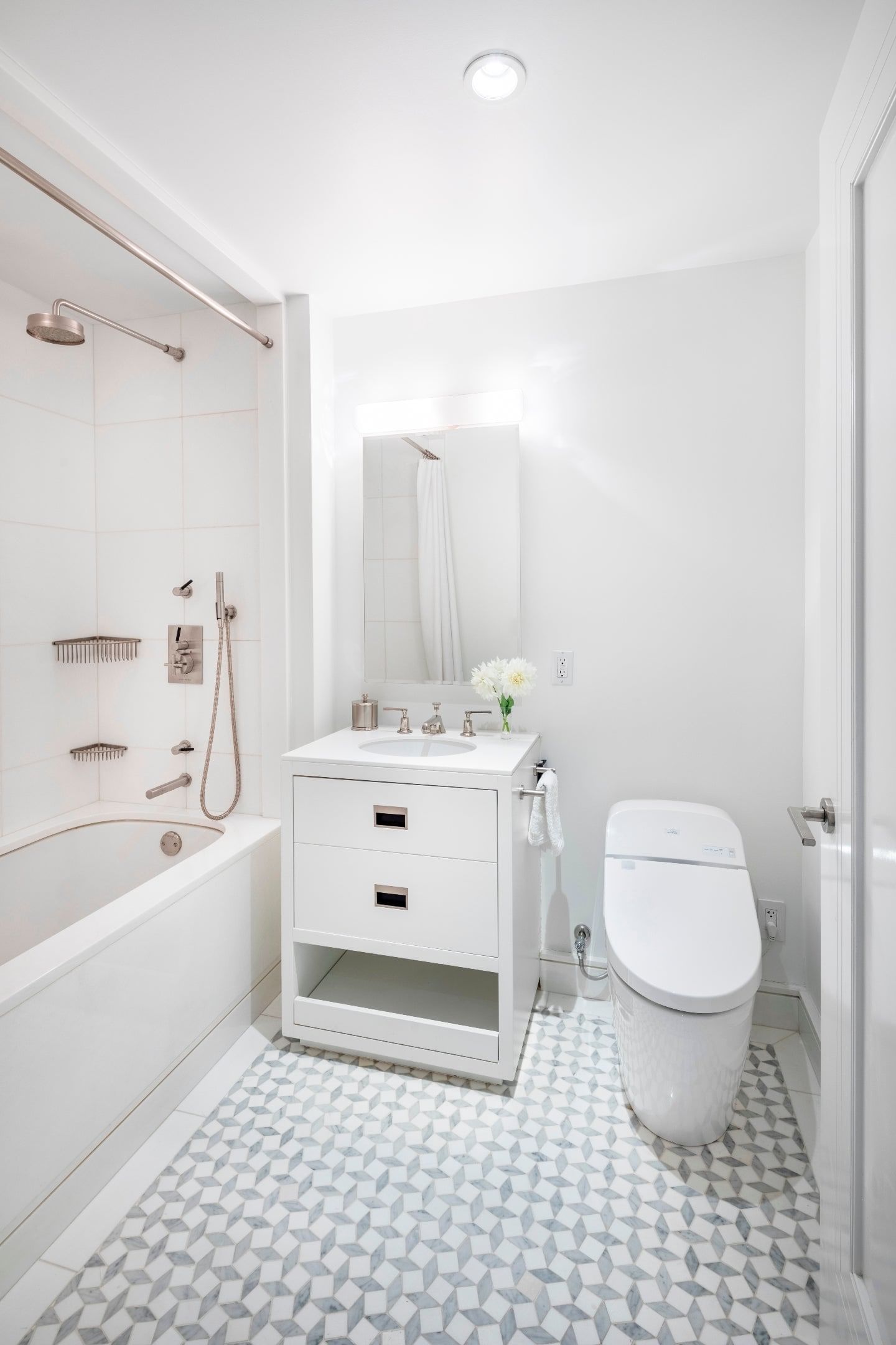 Real estate property located at 995 5th #2S1E, New York, Upper East Side, New York City, NY, US