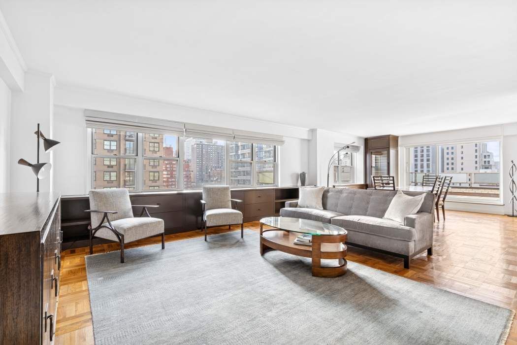 Real estate property located at 301 75th #19B, New York, Lenox Hill, New York City, NY, US
