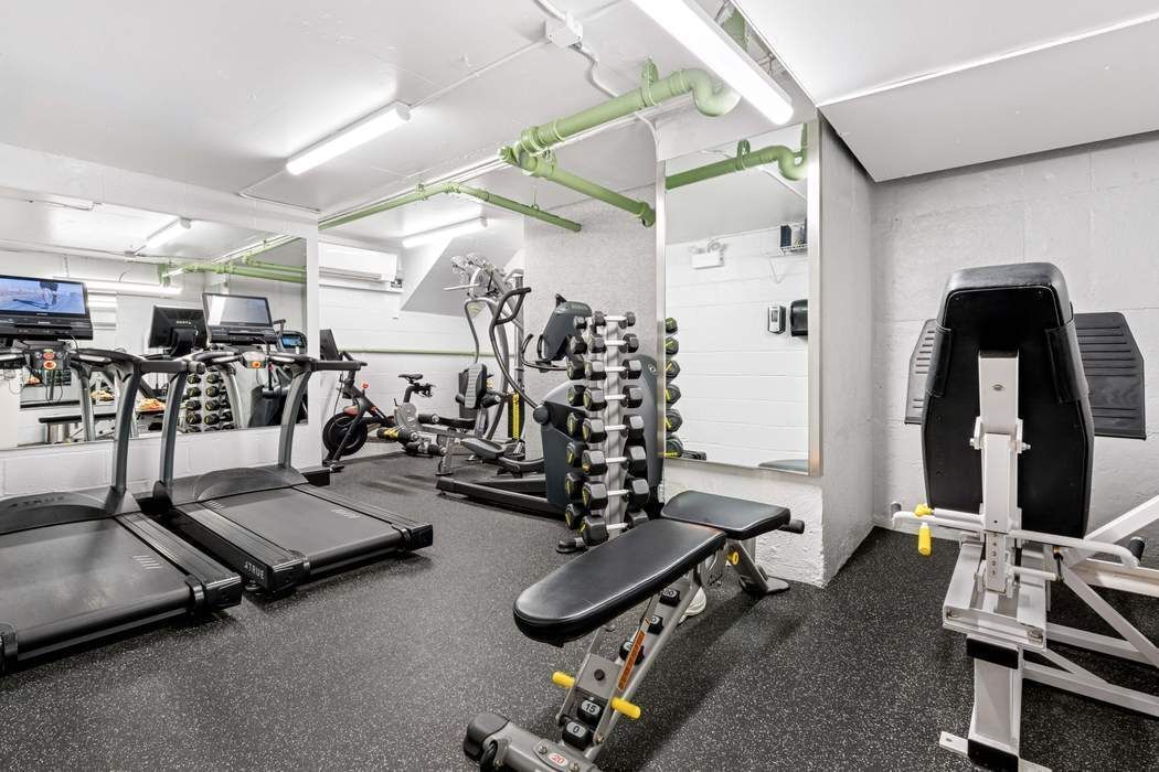 Real estate property located at 301 75th #19B, New York, Lenox Hill, New York City, NY, US