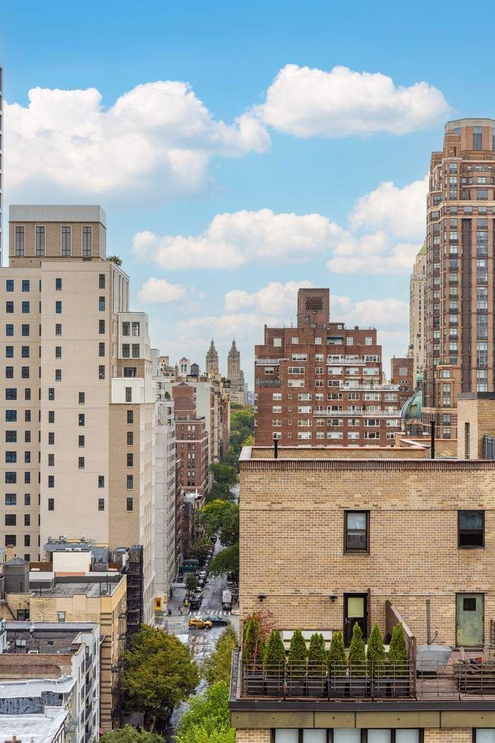 Real estate property located at 301 75th #19B, New York, Lenox Hill, New York City, NY, US