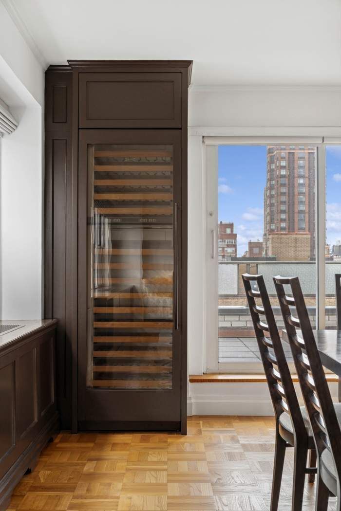 Real estate property located at 301 75th #19B, New York, Lenox Hill, New York City, NY, US