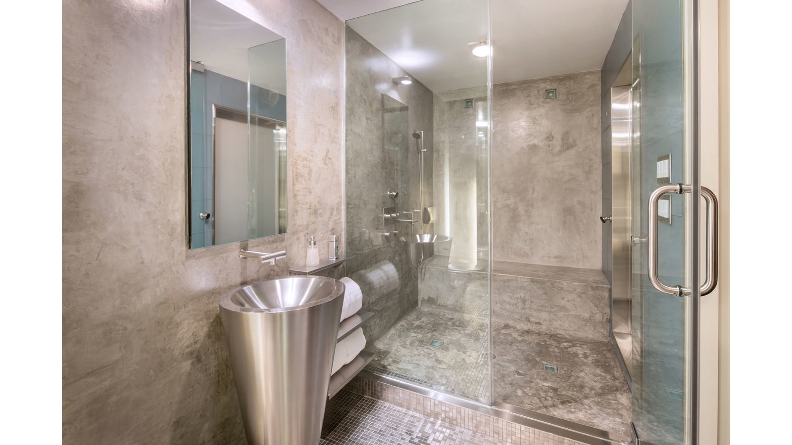 Real estate property located at 519 BROADWAY #2, New York, Soho, New York City, NY, US